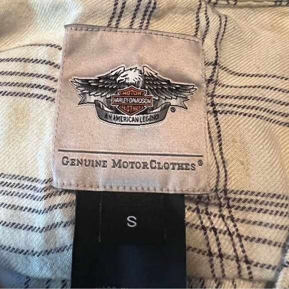 3 for $30! Harley Davidson button down shirt - Picture 5 of 14